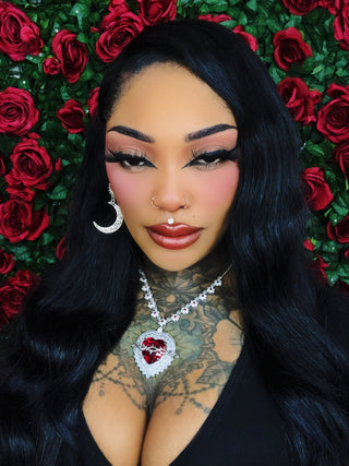 THE DRACULA NECKLACE