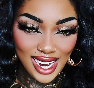 DIVINE DIAMONDS