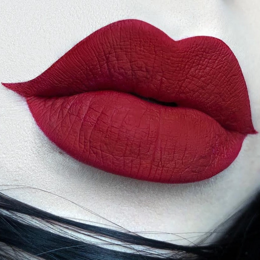 glutathione lipstick alley #ad , Award-winning glow, anyone? , The Vaseline Gluta-Hya Dewy Radiance Serum in Lotion has Glutathione and Niacinamide to give my skin a beautiful, radiant glow. Its 10x more powerful than Vitamin
